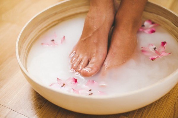 foot-soak-recipes-600x399