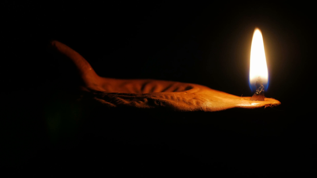 Lights Out! How to Make an Oil Lamp Final Prepper